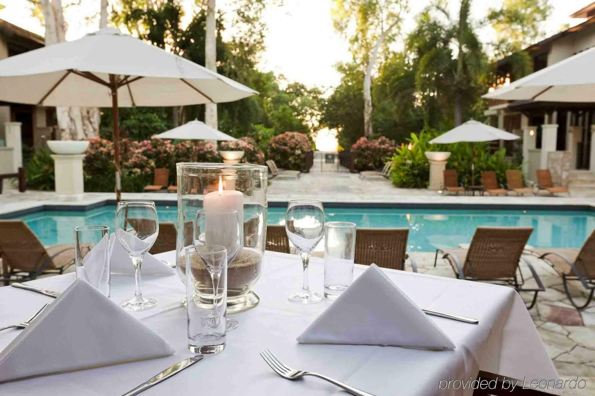 Pullman Palm Cove Sea Temple Resort & Spa Exterior foto